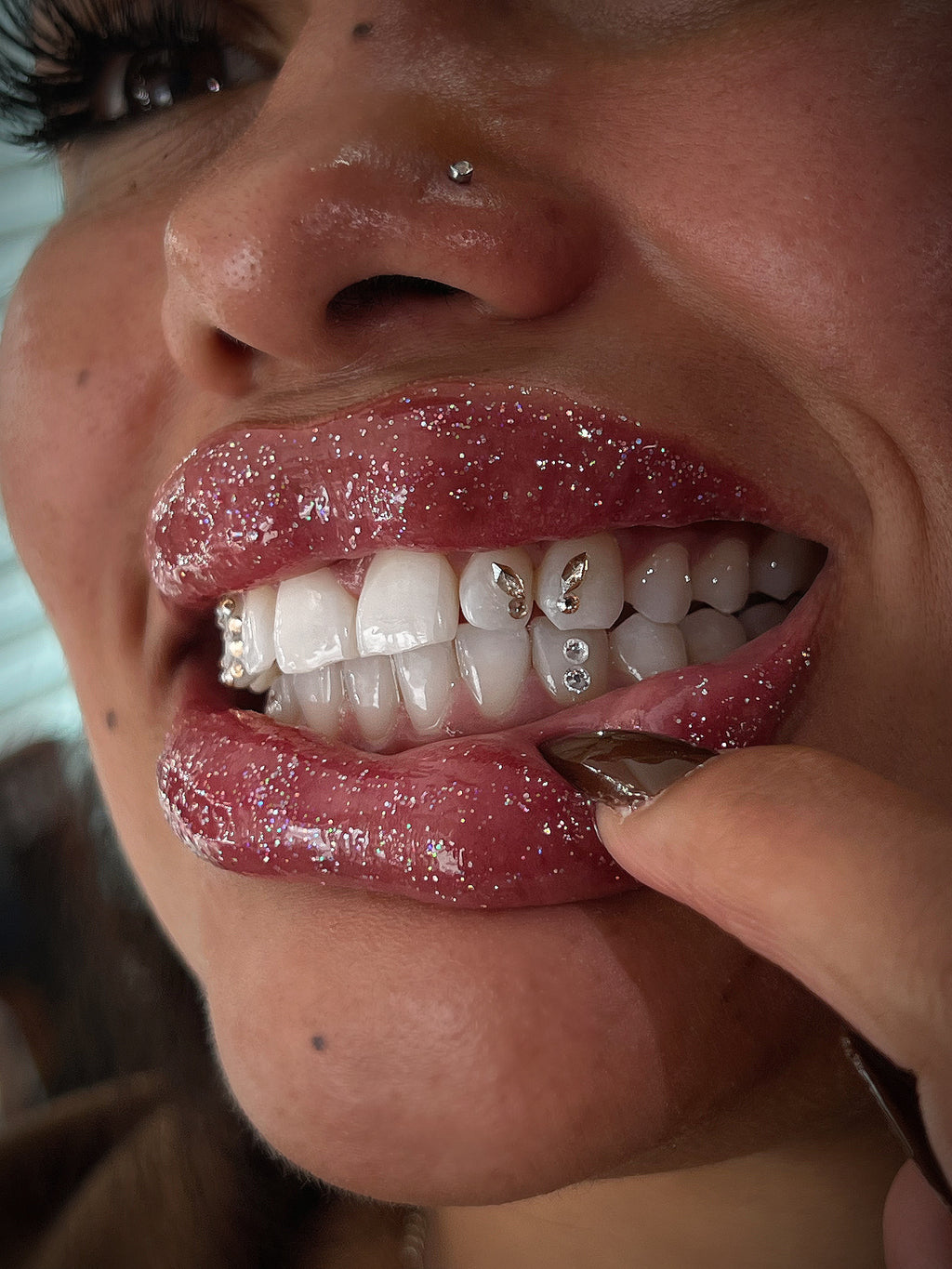 1:1 Master Tooth Gem Training- Online + Fully Loaded Starter Kit